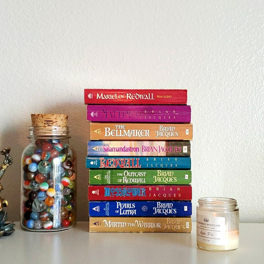 💙❤🧡 Lot of books